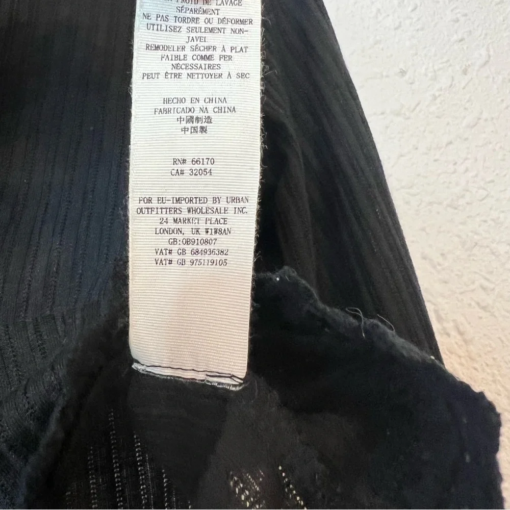 Free People Third Date Top Crochet Button Tie XS